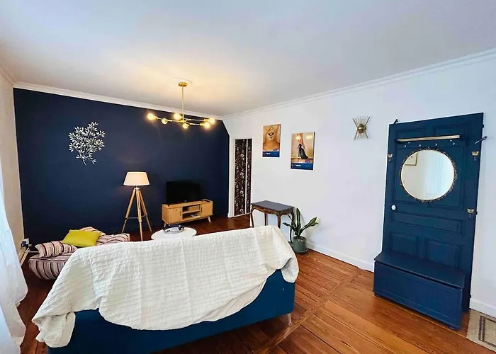 Le Jaures - Centre-ville * Реймс